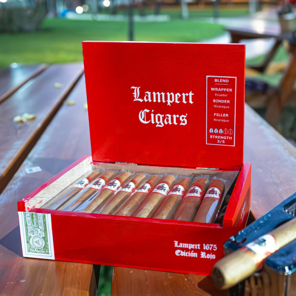 Edition Rojo - Lampert